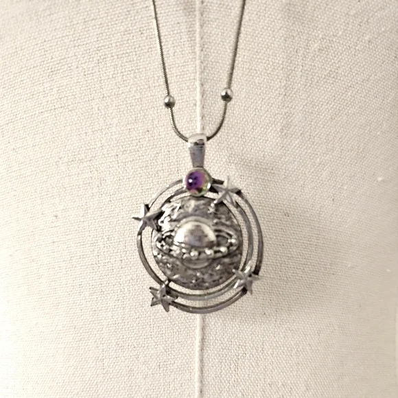 Vintage 90s Celestial Solar System Planet Stars Pendant On Chain Necklace - Picture 1 of 3